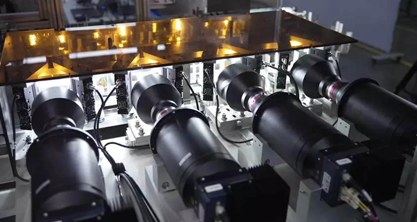 High-precision UV laser marking and inspection platform for marking injection pens.